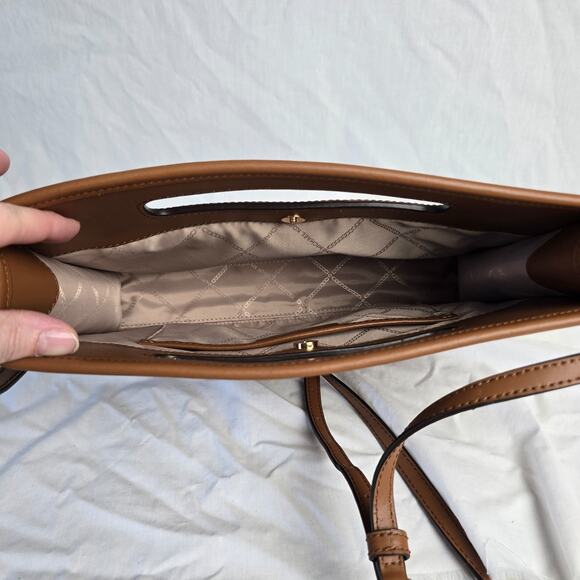 Michael Kors Jane Large Brown Pebbled Leather Clutch Crossbody NWOT - Picture 6 of 16